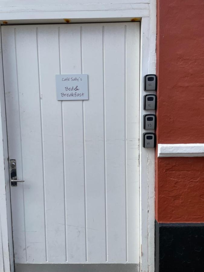 Cafe Sallys Bed And Breakfast Рибе Екстериор снимка